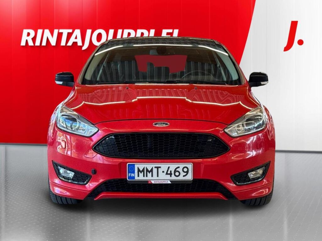 Ford Focus 2016 Punainen
