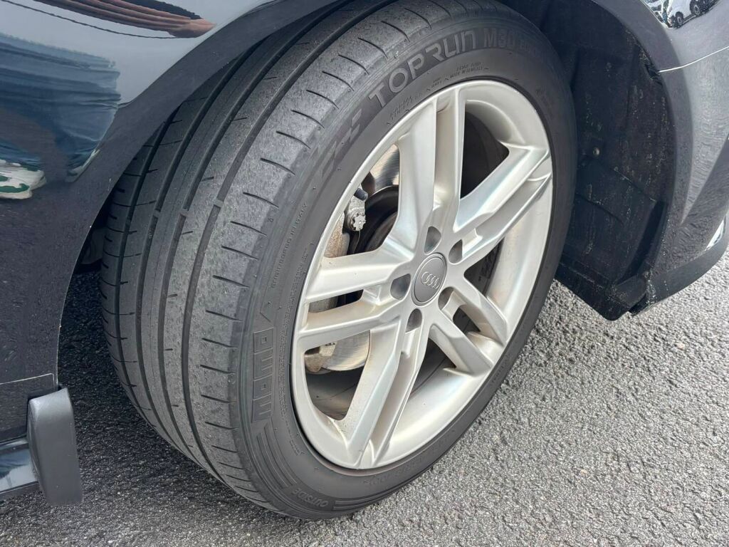 Audi A6 2016 Musta