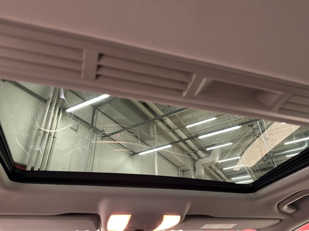 Mercedes-Benz E 2013 Harmaa