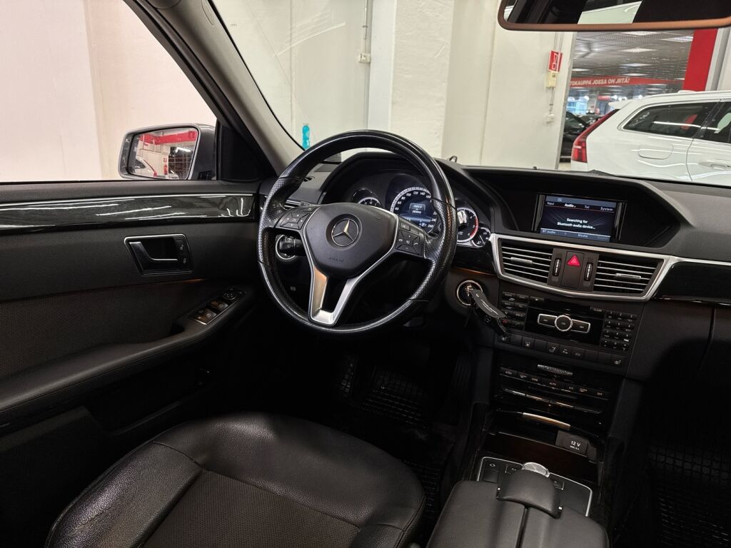 Mercedes-Benz E 2013 Harmaa