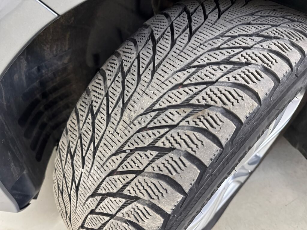 Mercedes-Benz E 2013 Harmaa