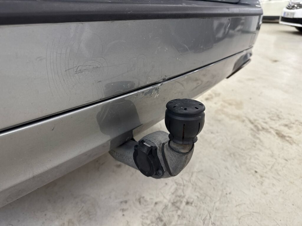 Mercedes-Benz E 2013 Harmaa