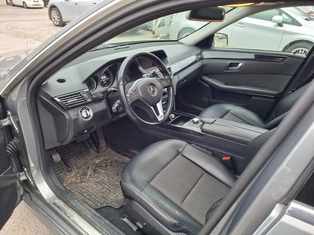 Mercedes-Benz E 2013 Harmaa