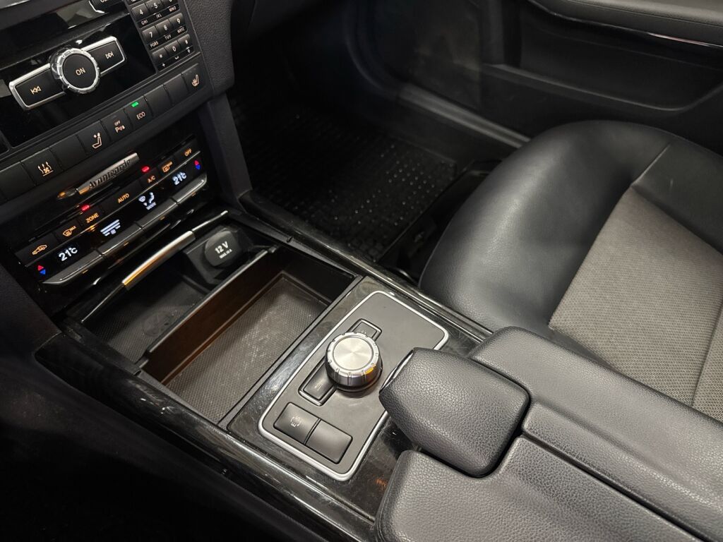 Mercedes-Benz E 2013 Harmaa