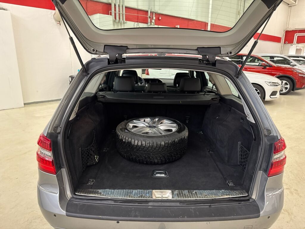Mercedes-Benz E 2013 Harmaa