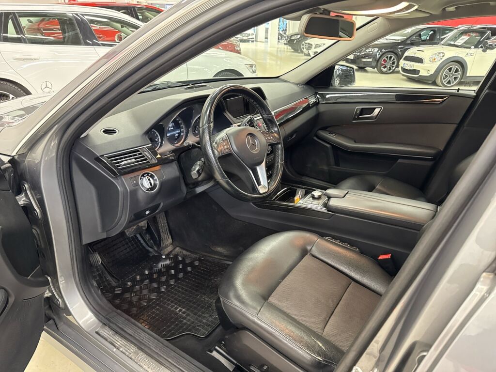 Mercedes-Benz E 2013 Harmaa