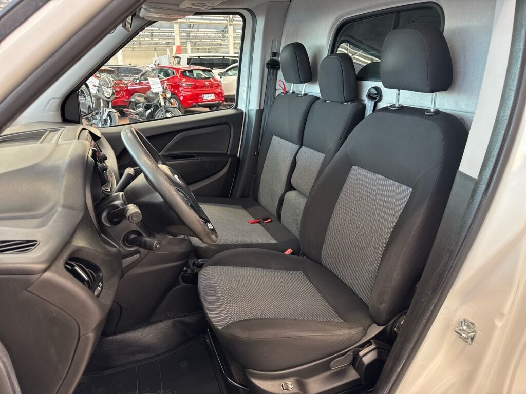 Fiat Doblo 2018 Valkoinen