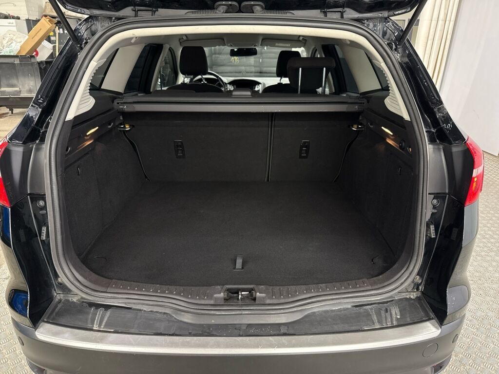 Ford Focus 2017 Musta