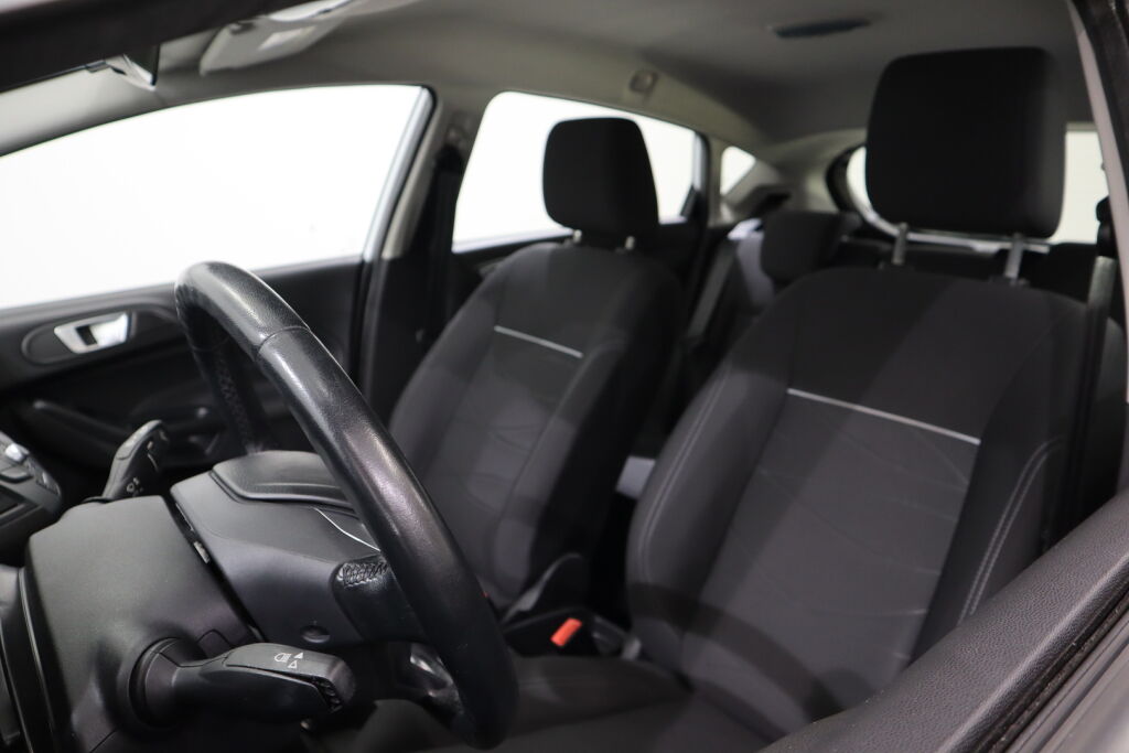 Ford Fiesta 2017 Valkoinen