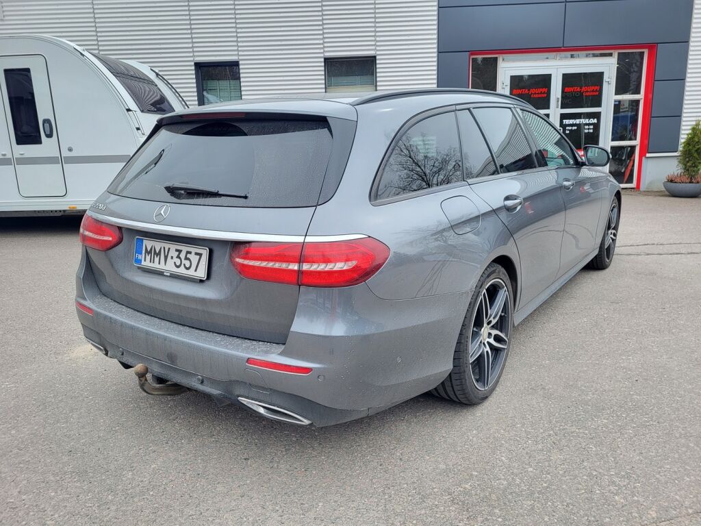 Mercedes-Benz E 2017 Harmaa