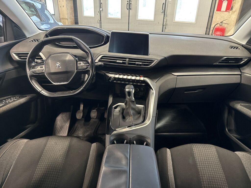 Peugeot 3008 2017 Ruskea (beige)