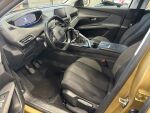 Peugeot 3008 2017 Ruskea (beige)