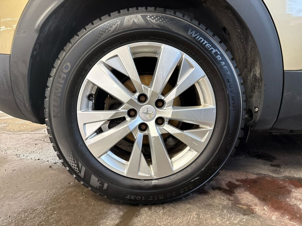 Peugeot 3008 2017 Ruskea (beige)