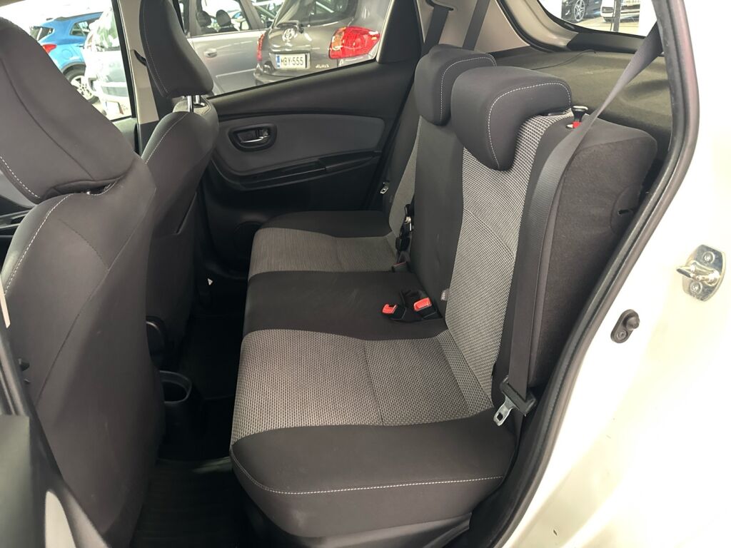 Toyota Yaris 2017 Valkoinen