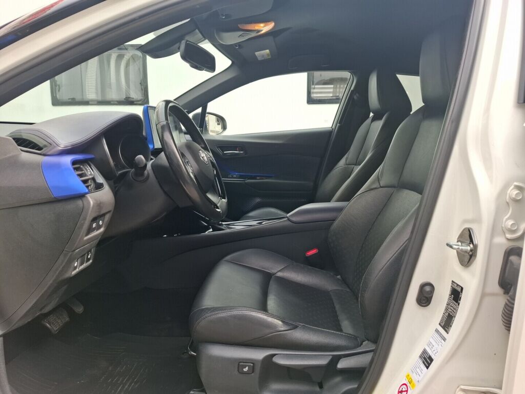 Toyota C-HR 2017 Valkoinen