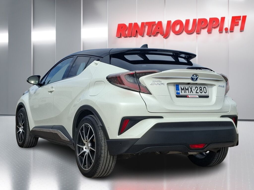 Toyota C-HR 2017 Valkoinen