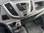 Ford Transit 2017 Punainen
