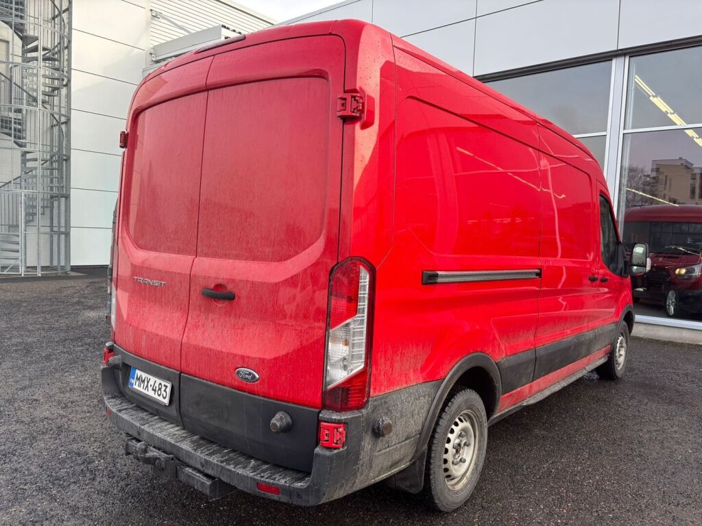 Ford Transit 2017 Punainen
