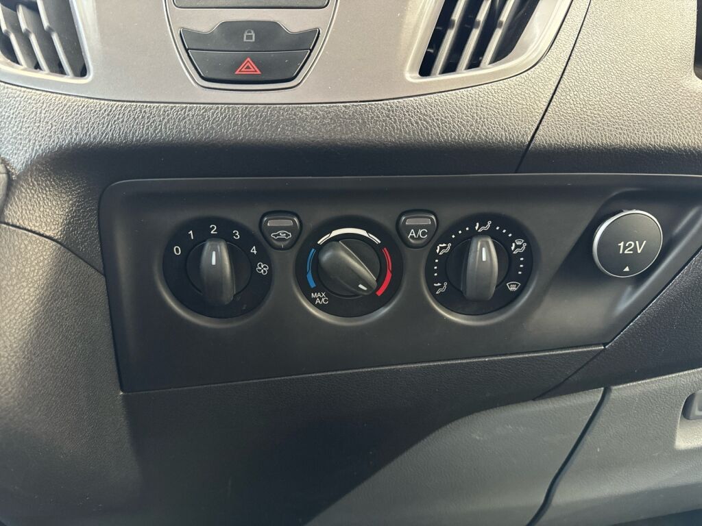 Ford Transit Custom 2017 Musta