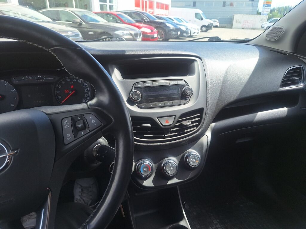 Opel Karl 2017 Musta