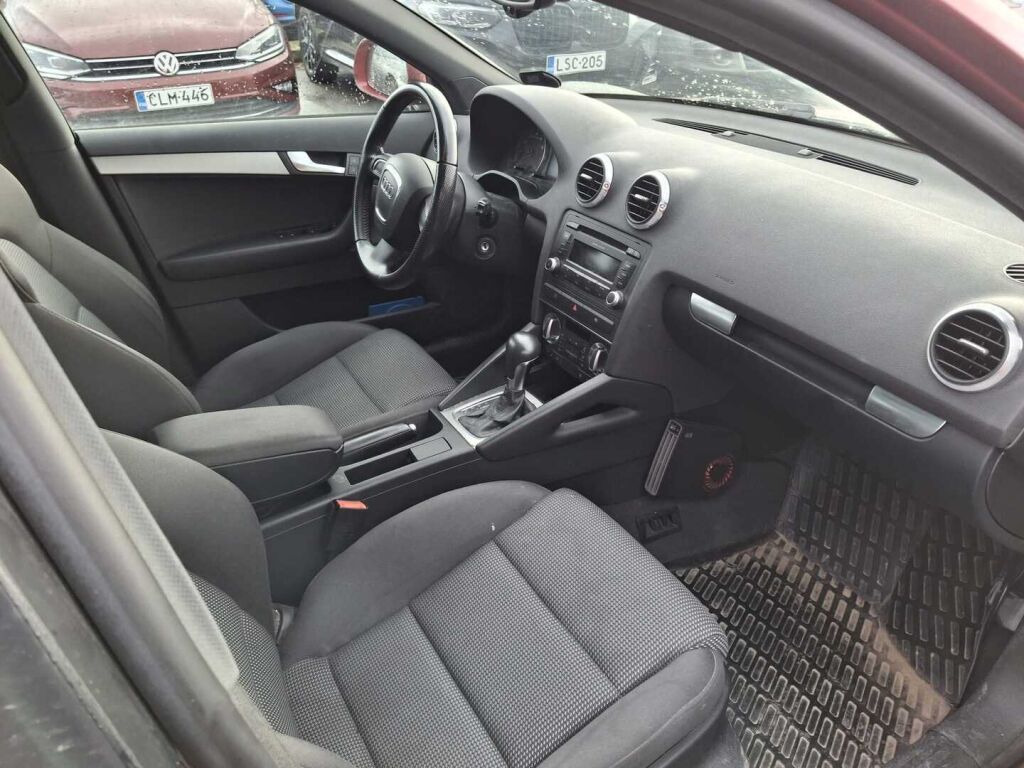 Audi A3 2010 Punainen