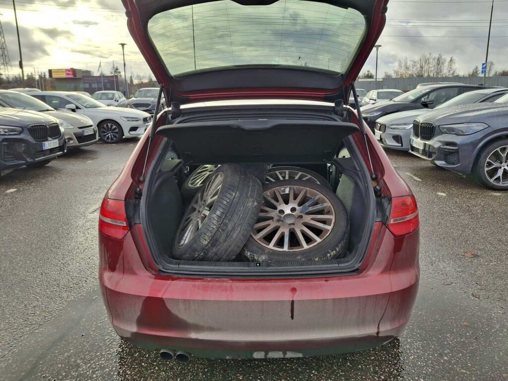 Audi A3 2010 Punainen