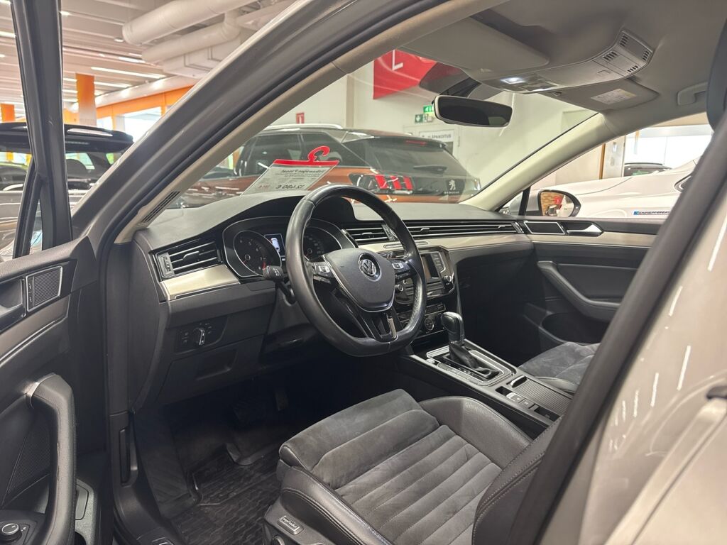 Volkswagen Passat 2015 Harmaa