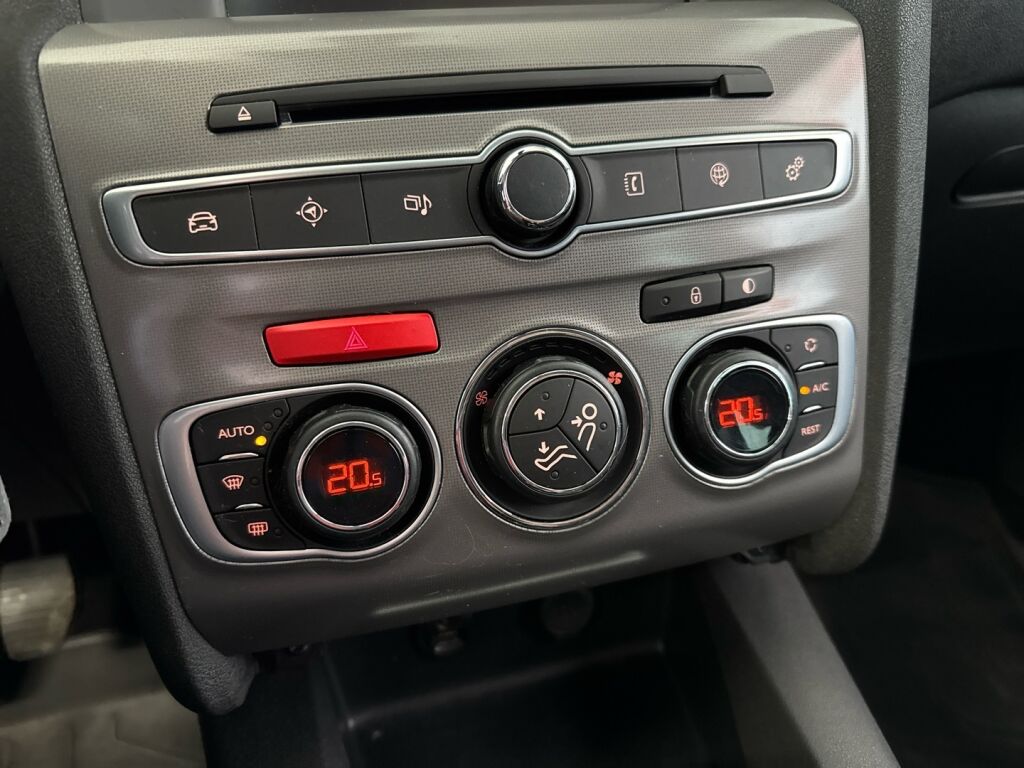 Citroen C4 2015 Sininen