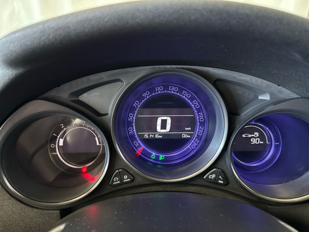 Citroen C4 2015 Sininen