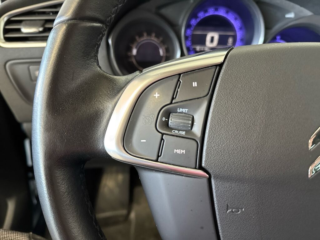 Citroen C4 2015 Sininen