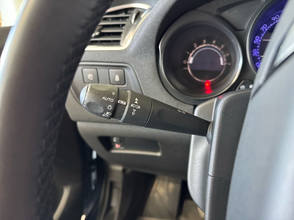 Citroen C4 2015 Sininen