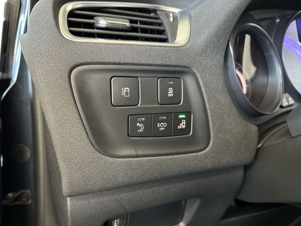 Citroen C4 2015 Sininen