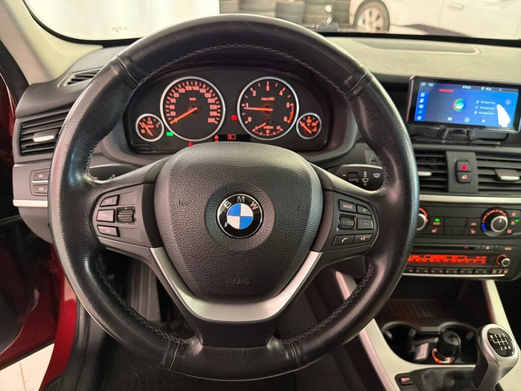 BMW X3 2011 Punainen