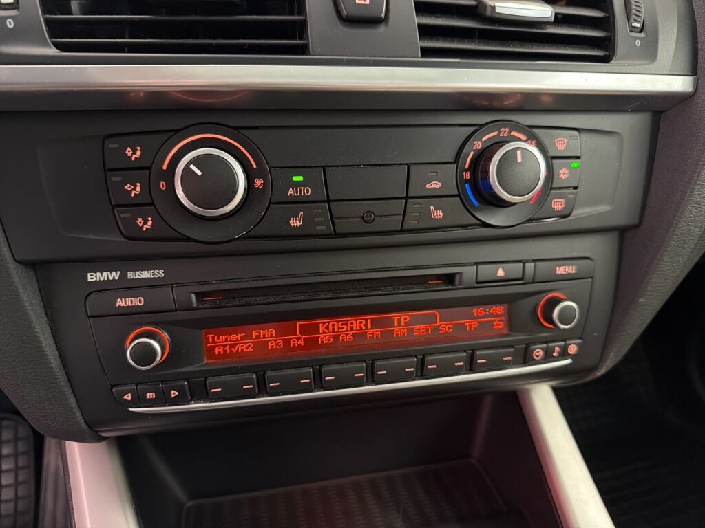 BMW X3 2011 Punainen