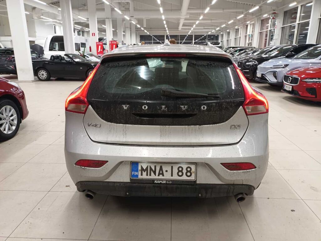 Volvo V40 2016 Hopea