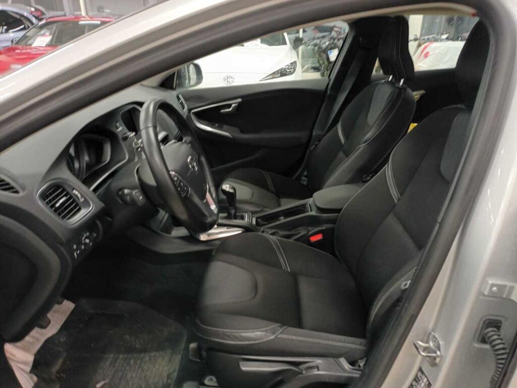 Volvo V40 2016 Hopea