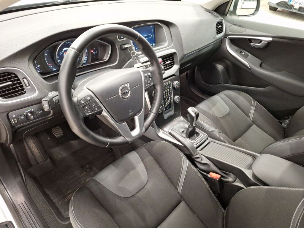 Volvo V40 2016 Hopea