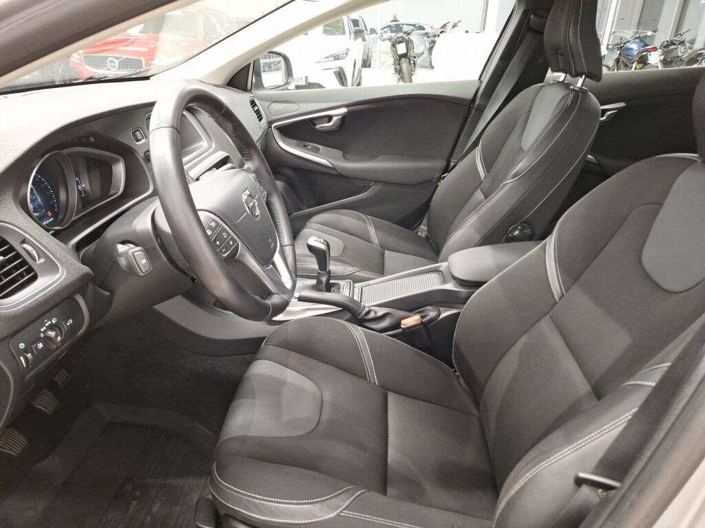 Volvo V40 2016 Hopea
