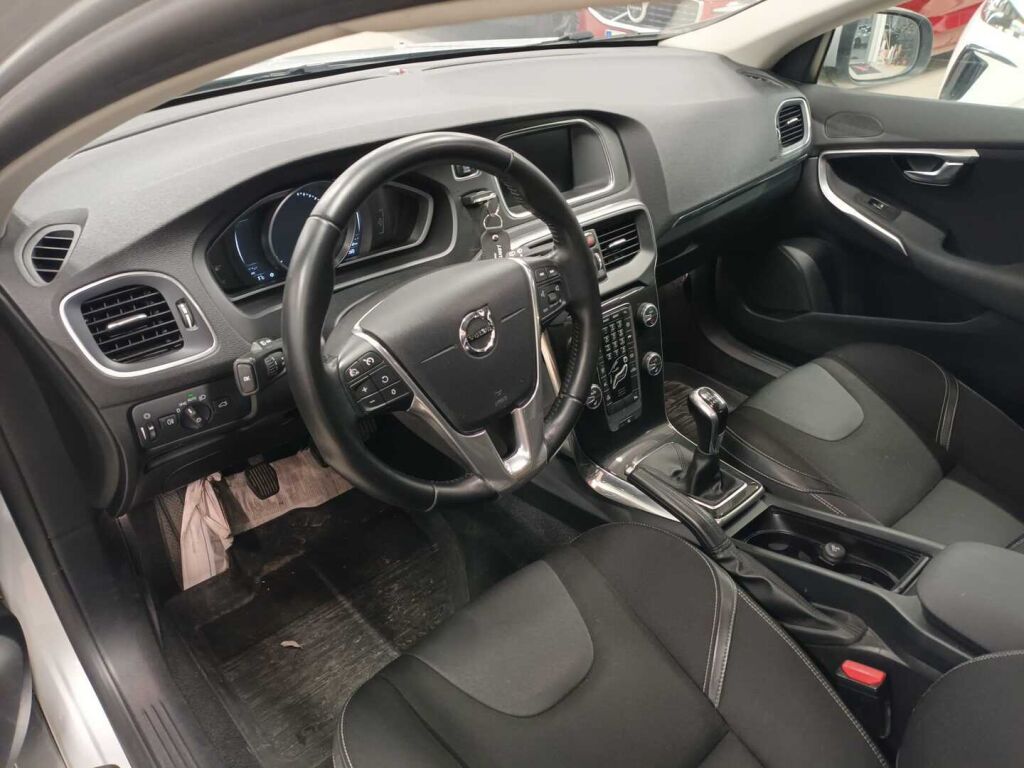 Volvo V40 2016 Hopea