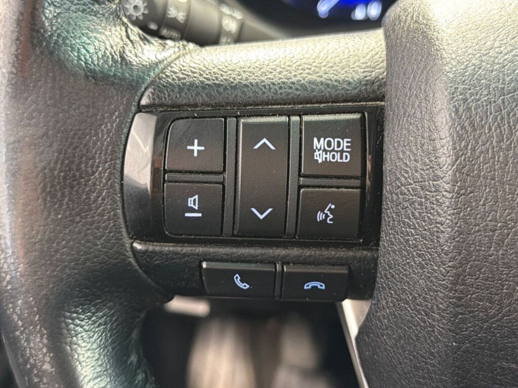 Toyota Hilux 2018 Musta