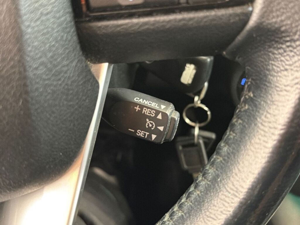 Toyota Hilux 2018 Musta