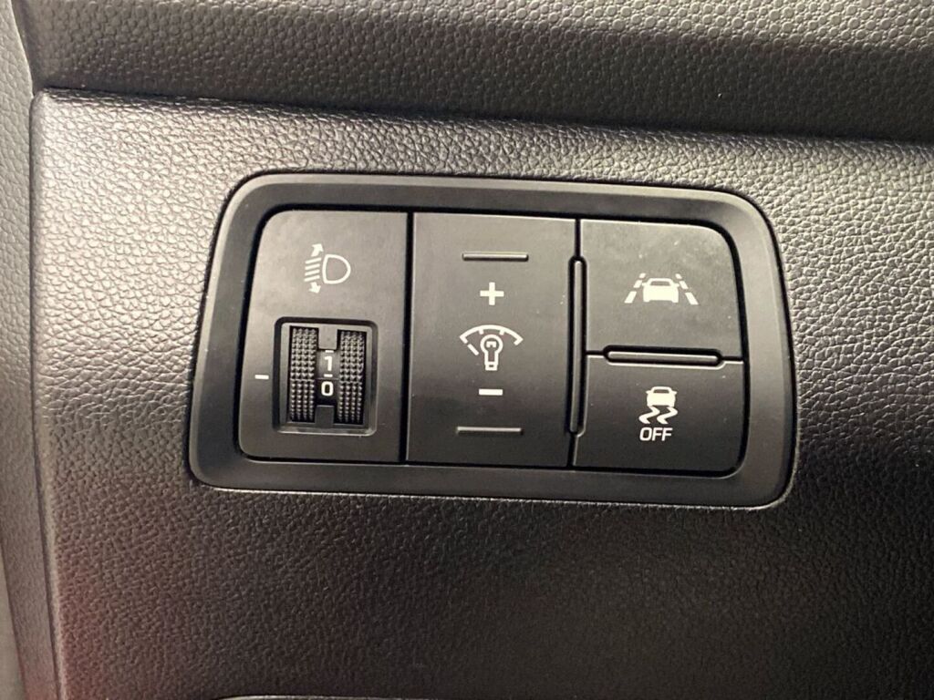 Hyundai i20 Active Cross 2020 Punainen