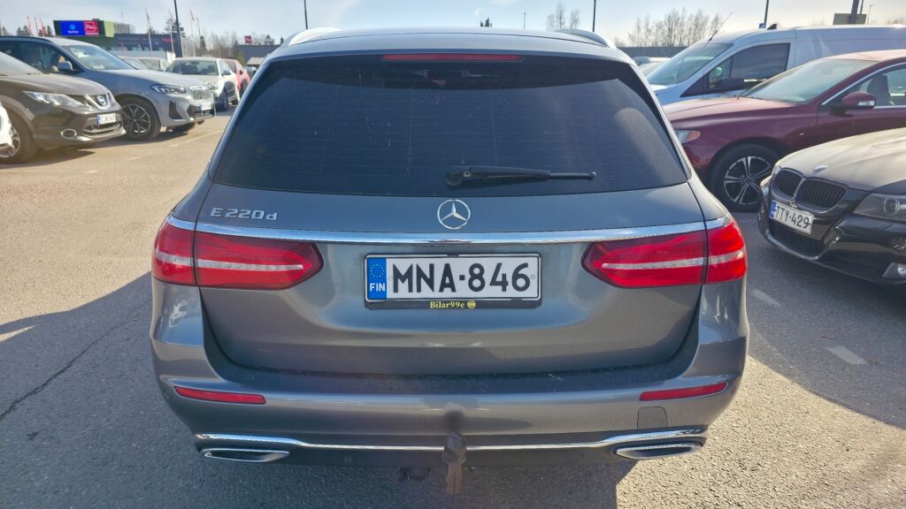 Mercedes-Benz E 2016 Harmaa