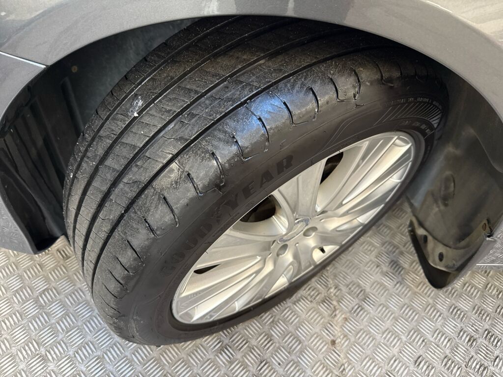 Mercedes-Benz E 2017 Harmaa