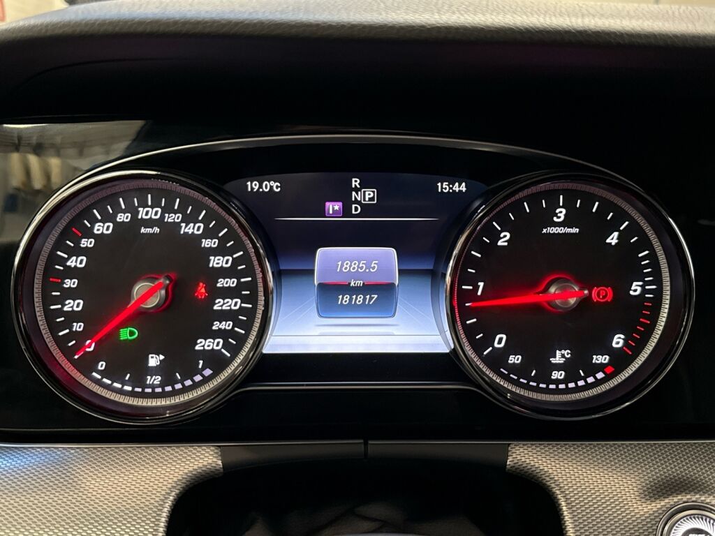 Mercedes-Benz E 2017 Harmaa