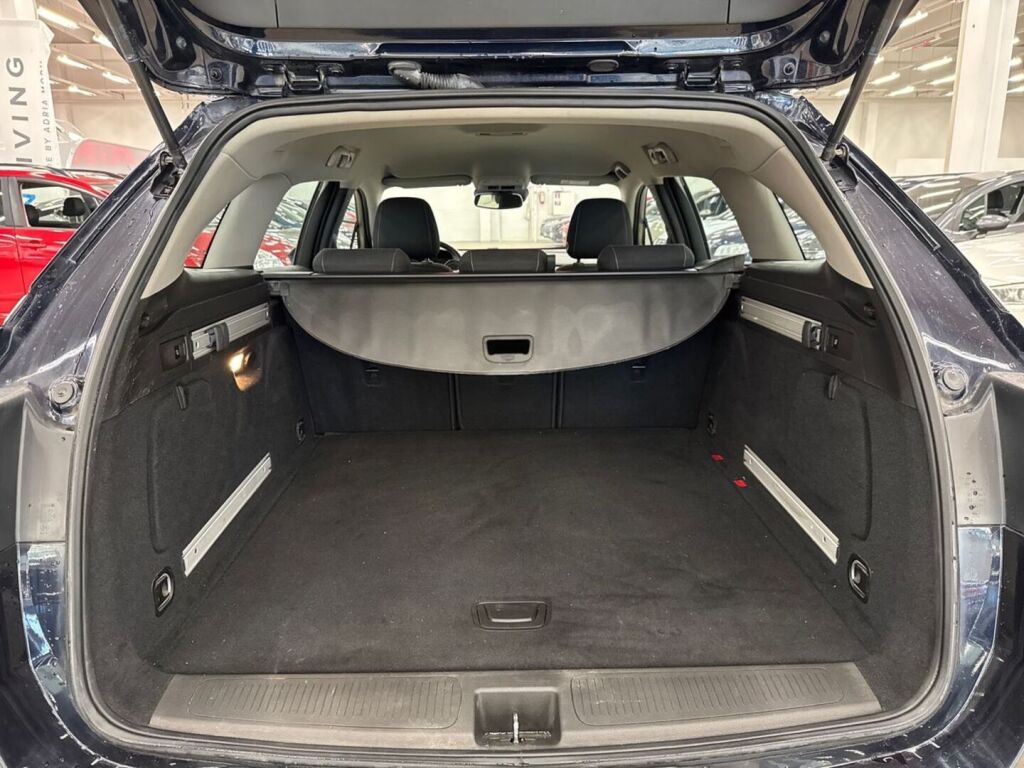 Opel Astra 2018 Sininen