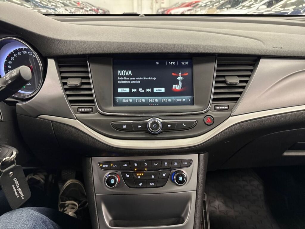 Opel Astra 2018 Sininen