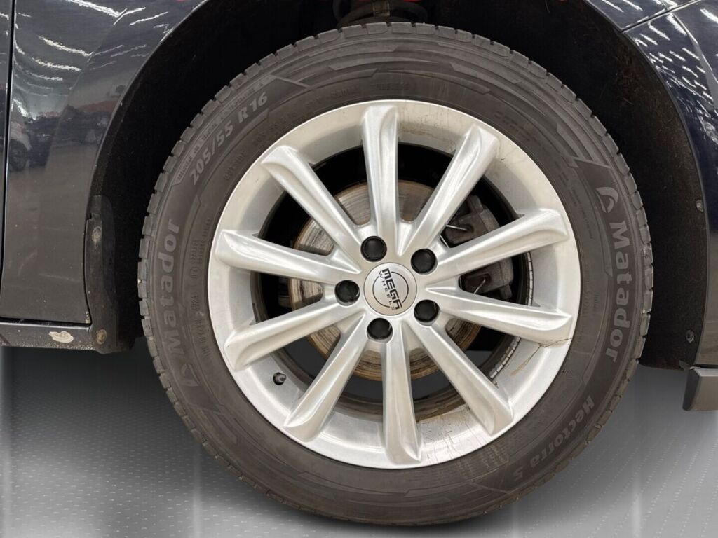 Opel Astra 2018 Sininen