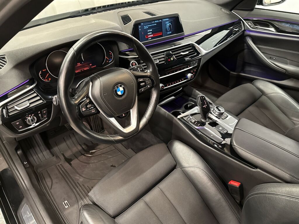 BMW 520 2017 Musta