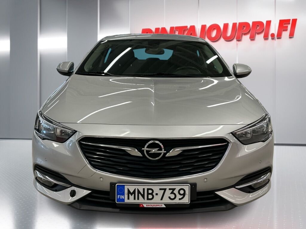Opel Insignia 2017 Hopea
